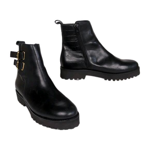 ANDRE ASSOUS Pandora Ankle Bootie Black Leather Croc Embossed Women's 7.5 - Picture 1 of 9
